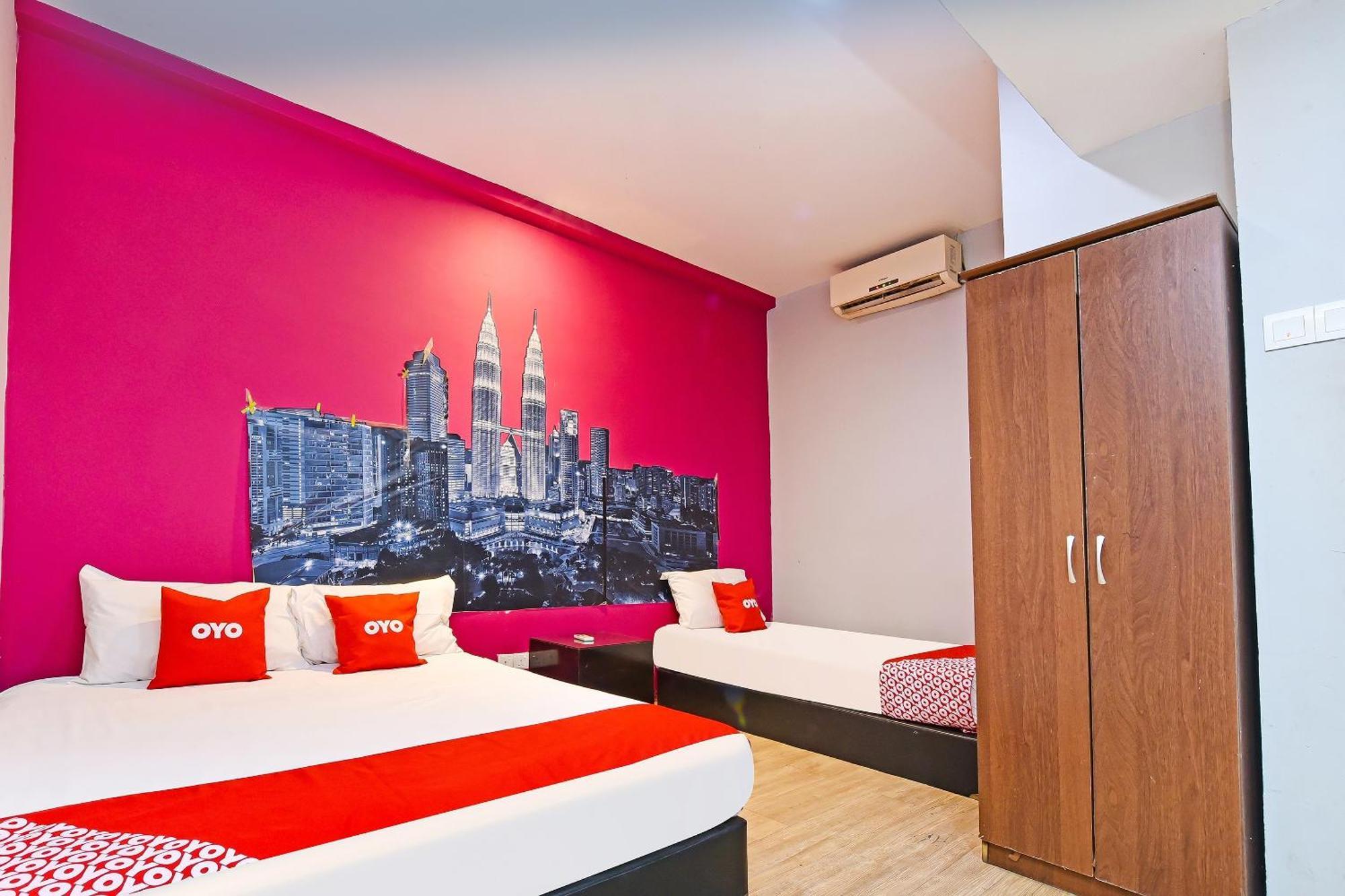 Oyo 90138 Hotel Elwarda Klcity Kuala Lumpur Exterior photo
